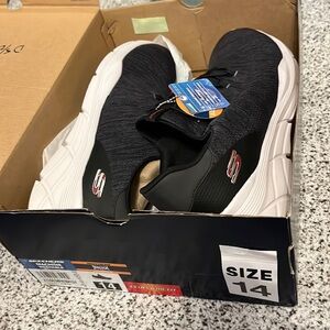 Skechers Equalizer 4.0 NWT
